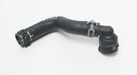 Volkswagen PASSAT B8 Engine coolant pipe/hose 3Q0815369B