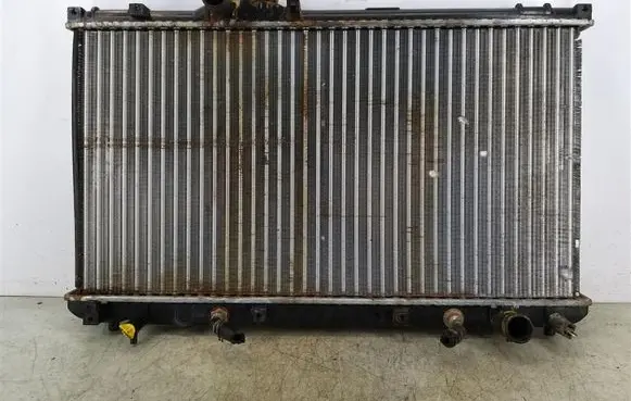 Lexus IS 200-300 Coolant radiator