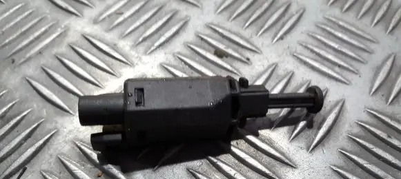 Volkswagen Jetta II Brake pedal sensor switch 191945515