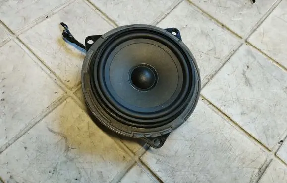BMW 1 E81 E87 Front door high frequency speaker 6513914323201