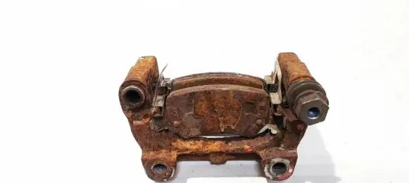 Opel Meriva A Rear brake caliper 