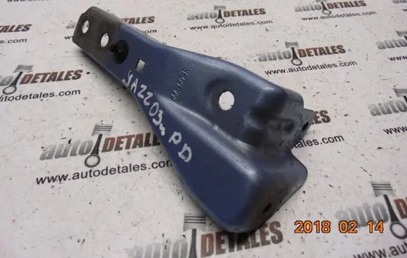 Honda Jazz Fender mounting bracket