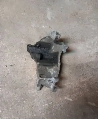 Audi A6 S6 C4 4A Power steering pump mounting bracket 054145523G