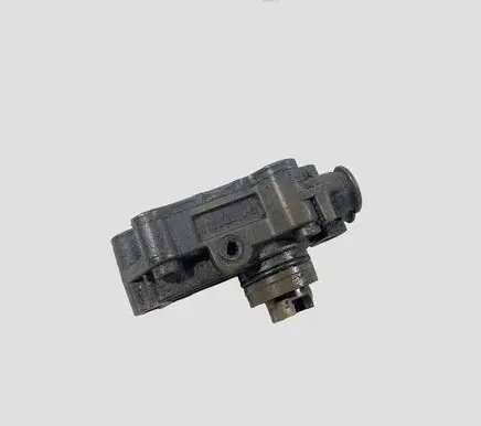 Mercedes-Benz C W203 Fuel injection high pressure pump A6110900350