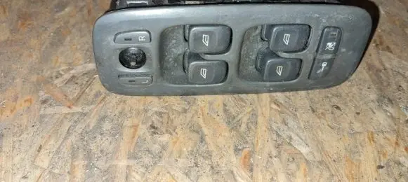 Volvo V70 Electric window control switch 30658116