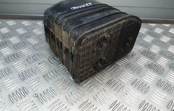 Chevrolet Camaro Active carbon filter fuel vapour canister 20951487 832981190