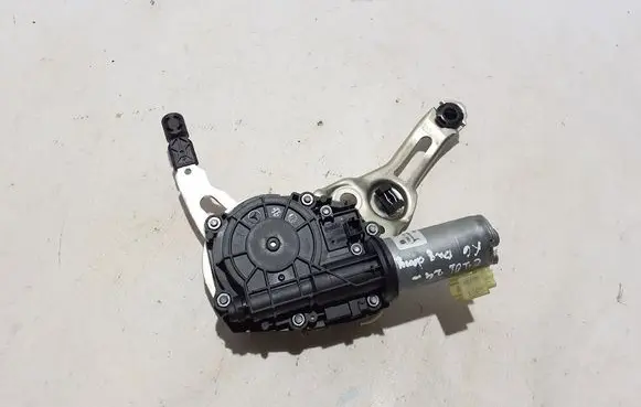 Mercedes-Benz C W206 Tailgate/trunk/boot lift motor A2068204100