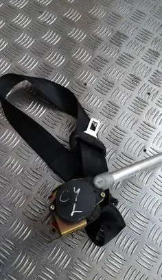 Audi A6 S6 C4 4A Front seatbelt 4a0857705af