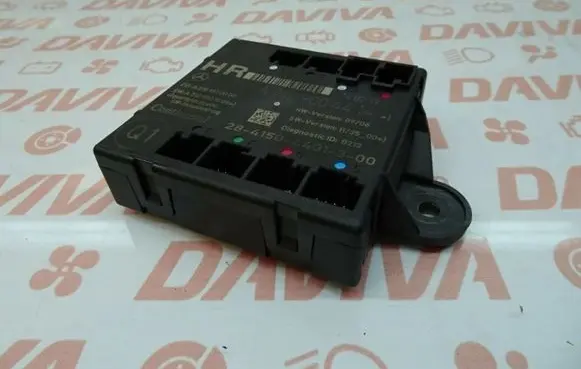 Mercedes-Benz E W211 Door control unit/module A2129004414