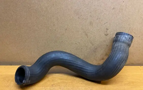Volvo XC90 Intercooler hose/pipe 30741795