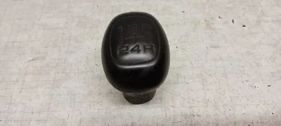 Opel Frontera B Gear lever shifter trim leather/knob