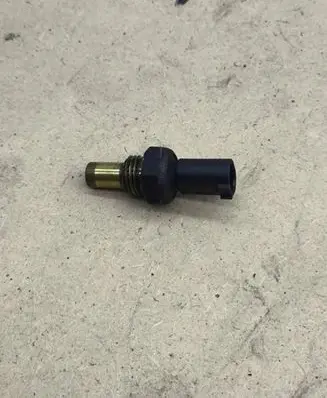 Mercedes-Benz C W204 Coolant temperature sensor A0051532328 2328