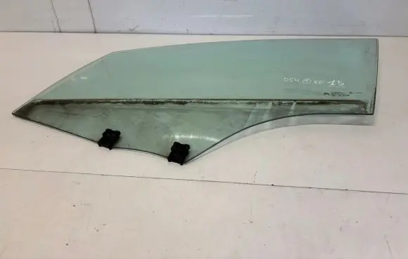 Citroen DS4 Front door window glass four-door 43R001582