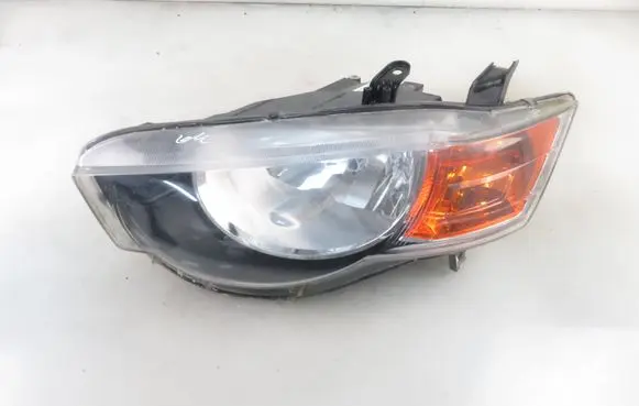Mitsubishi Colt Headlight/headlamp 8301B179
