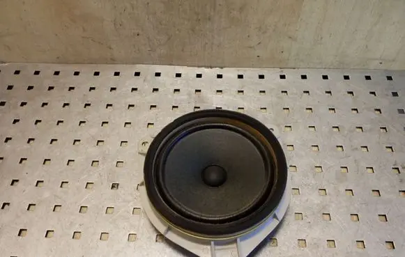 Toyota Land Cruiser (J120) Rear door speaker 8616022890