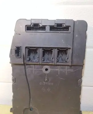 Renault Scenic II - Grand scenic II Comfort/convenience module 8200606826 06135 S1180A150