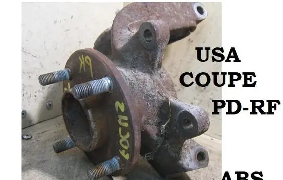Front wheel hub spindle knuckle