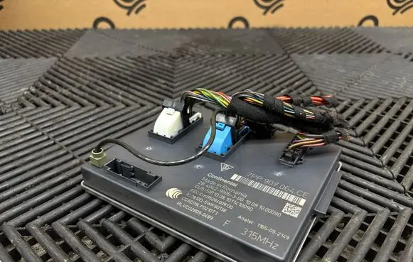 Porsche Panamera (970) Comfort/convenience module 7PP907064CE