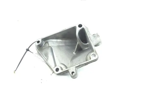 Mercedes-Benz GL X164 Engine mounting bracket a2722234204