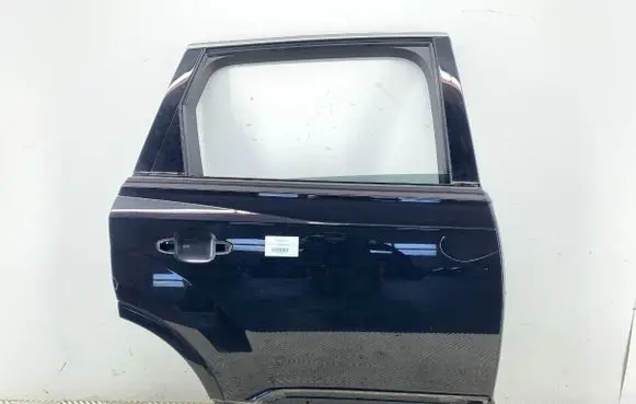 Audi Q7 4M Rear door LC9X
