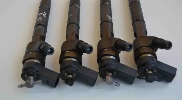 Fuel injectors set