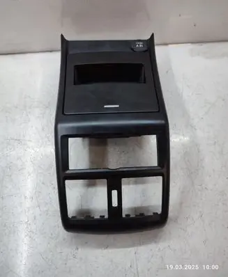 Mercedes-Benz GL X166 Other center console (tunnel) element 136931