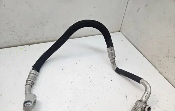 Air conditioning (A/C) pipe/hose