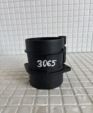 Mercedes-Benz CLA C117 X117 W117 Mass air flow meter A2C53402300 0000000