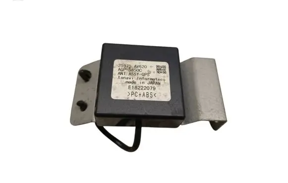 Nissan Primera Aerial antenna amplifier 25975AV620 AGP5850C E18222079