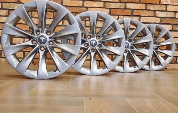 Tesla Model S R19 alloy rim 1059337-00-A 1059337-00-B