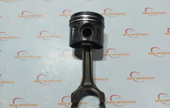 Ford Transit Piston with connecting rod H268X