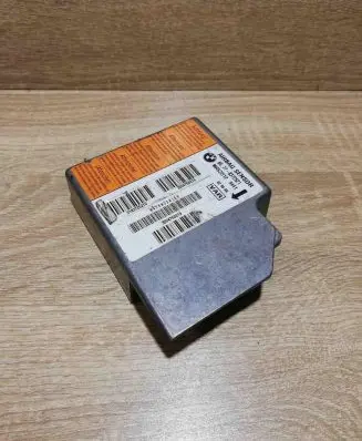 BMW 5 E39 Airbag control unit/module 8372521