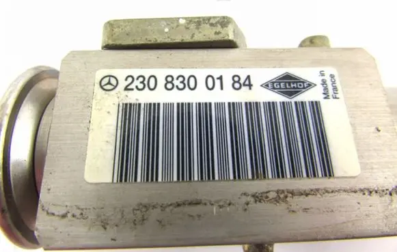 Mercedes-Benz CLK A209 C209 Air conditioning (A/C) expansion valve 2308300184