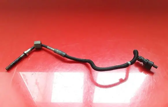 Mercedes-Benz E W212 Exhaust gas temperature sensor A0009056604