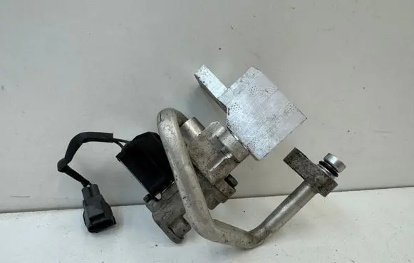 Lexus RX V Air conditioning (A/C) expansion valve 4433101491
