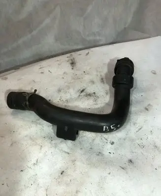 Volkswagen PASSAT B5.5 Engine coolant pipe/hose 8D0121101AD