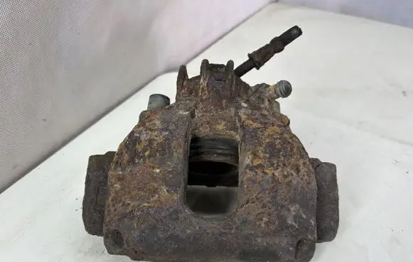 Volvo XC70 Front brake caliper