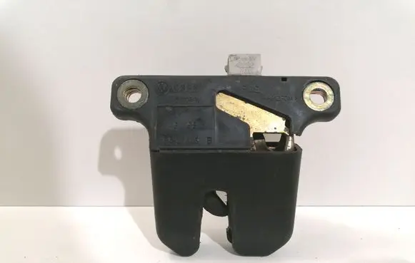 Audi A6 S6 C5 4B Tailgate/trunk/boot lock/catch/latch 4B5827505B