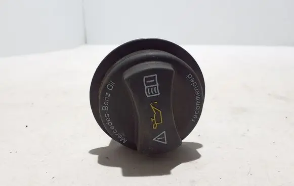 Mercedes-Benz GLA H247 Oil fill pipe A2820181100