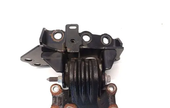 Lexus RX 450H Gearbox mount AV-B1858