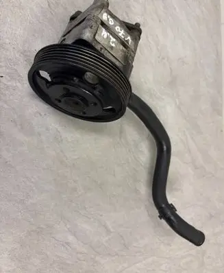 Volvo V70 Power steering pump