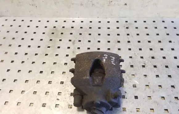 Volkswagen Polo IV 9N3 Front brake caliper