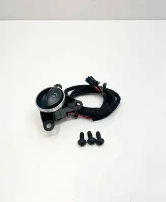 Mercedes-Benz SL R230 Tailgate/boot open switch button A2308208410 2308208410