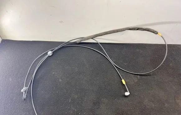 Audi A4 S4 B5 8D Vacuum line/pipe/hose 8D5862225
