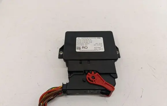 Mercedes-Benz GLA W156 Other control units/modules A2469008516