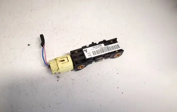 Nissan Almera Tino Airbag deployment crash/impact sensor 98830ay000