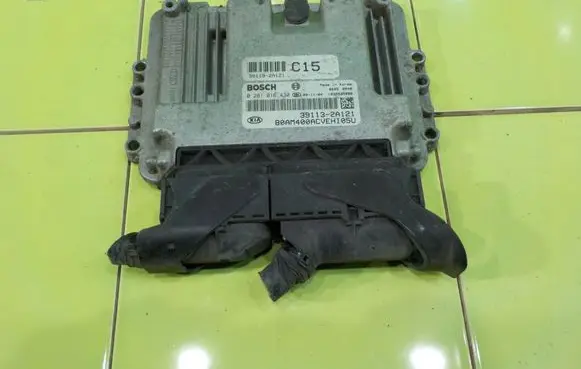 KIA Soul Engine control unit/module 391132A121