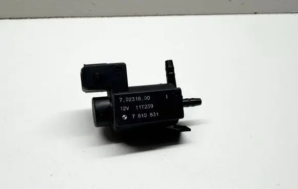 BMW 6 F06 Gran coupe Turbo solenoid valve 7810831 70231800 11T239