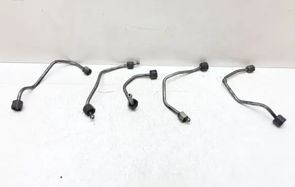 Volvo S60 Fuel injector supply line/pipe 
