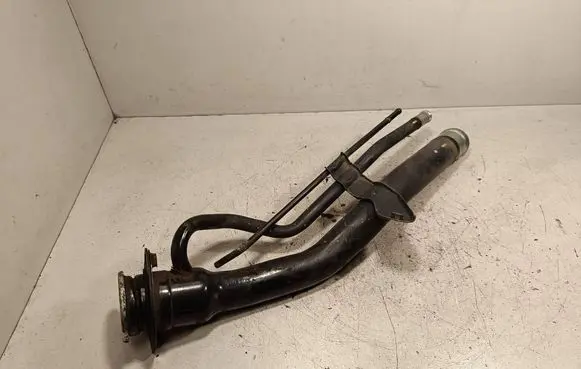 Fuel tank filler neck pipe